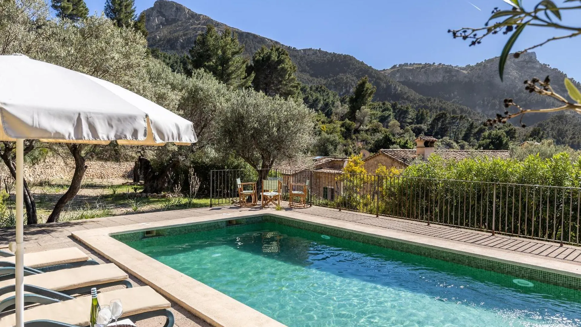 Villa Son Llarg, Estallencs Estellencs